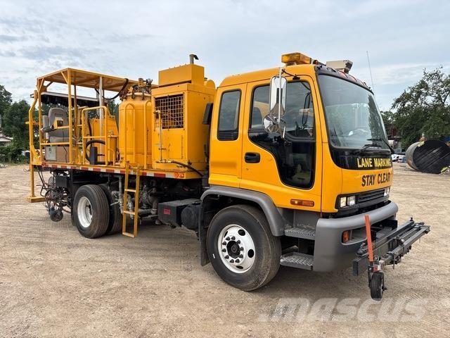 Isuzu FTR Municipal / general purpose vehicles