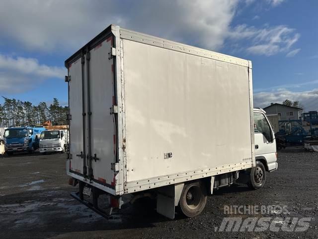 Isuzu NKR300s Other