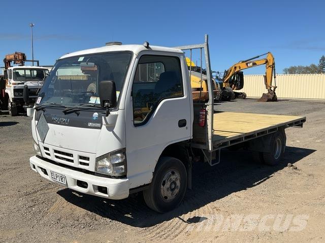 Isuzu NPR 250M Flatbed / Dropside trucks