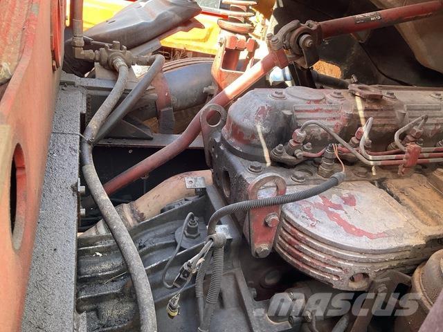 Iveco 170E23 Truck mounted cranes