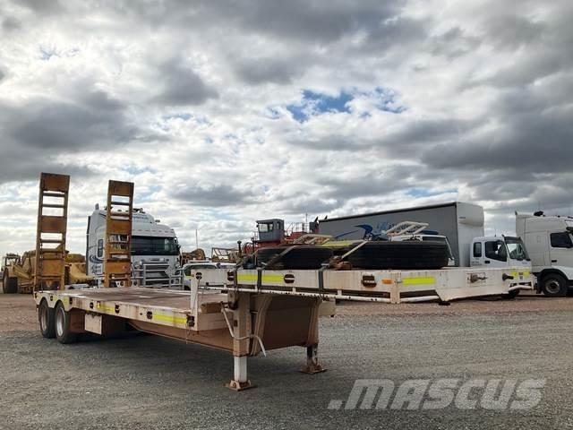  J & M Pace Low loaders