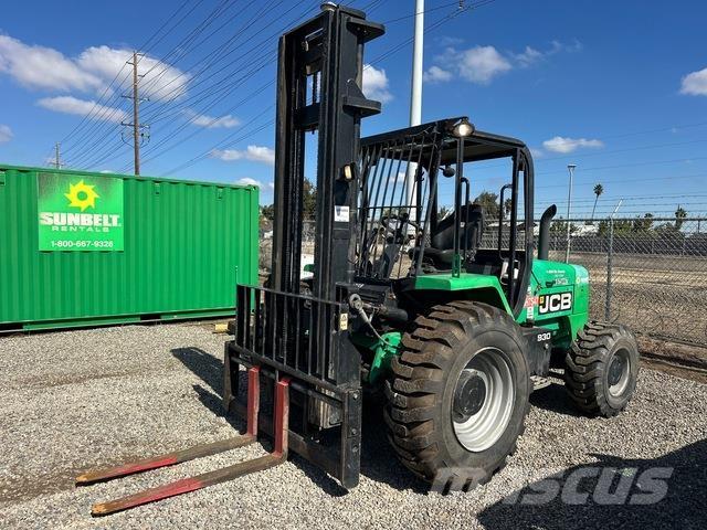 JCB 930 Rough terrain truck