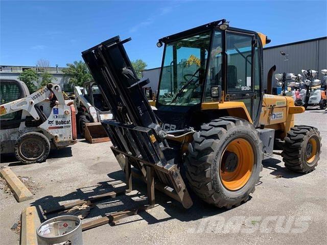 JCB 930-4 Rough terrain truck