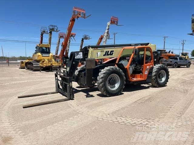 JLG 1043 Telescopic handlers