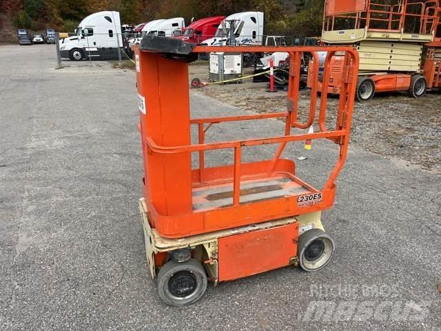 JLG 1230ES Used Personnel lifts and access elevators