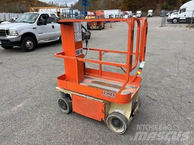 JLG 1230ES Used Personnel lifts and access elevators