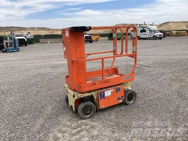 JLG 1230ES Used Personnel lifts and access elevators