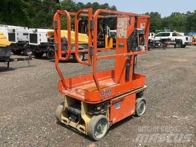 JLG 1230ES Used Personnel lifts and access elevators