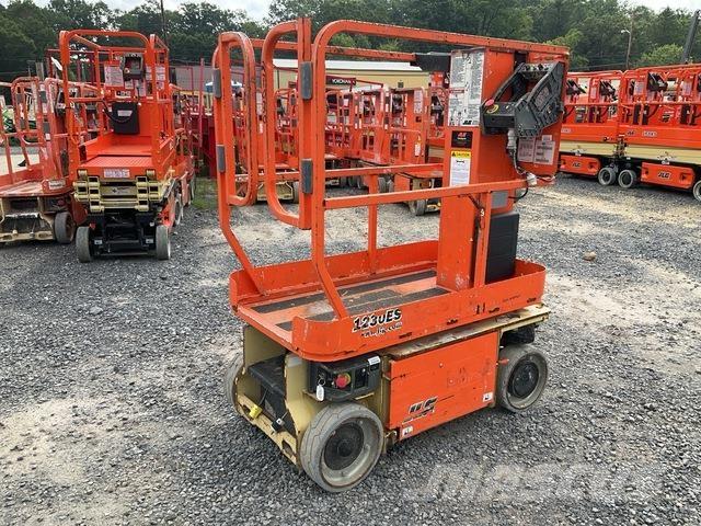 JLG 1230ES Used Personnel lifts and access elevators