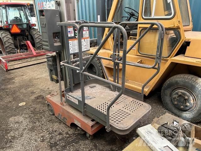 JLG 12SP Used Personnel lifts and access elevators