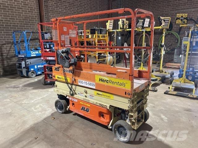JLG 1930ES Scissor lifts