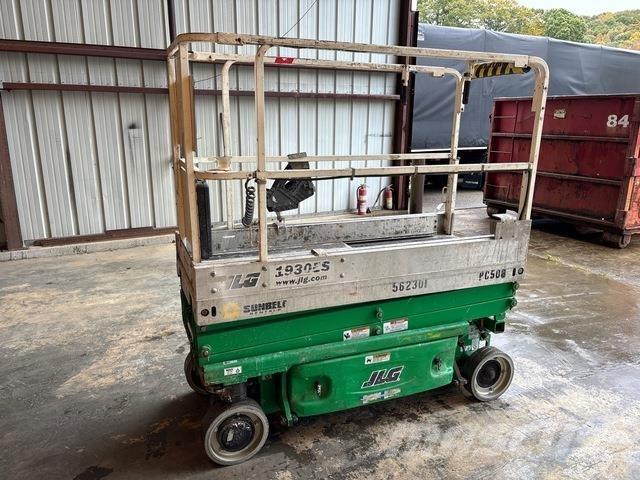 JLG 1930ES Scissor lifts