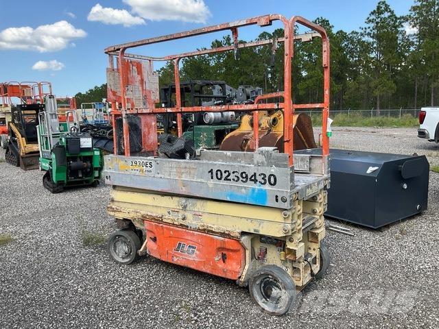 JLG 1930ES Scissor lifts
