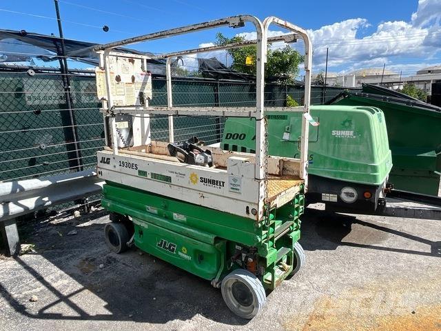JLG 1930ES Scissor lifts