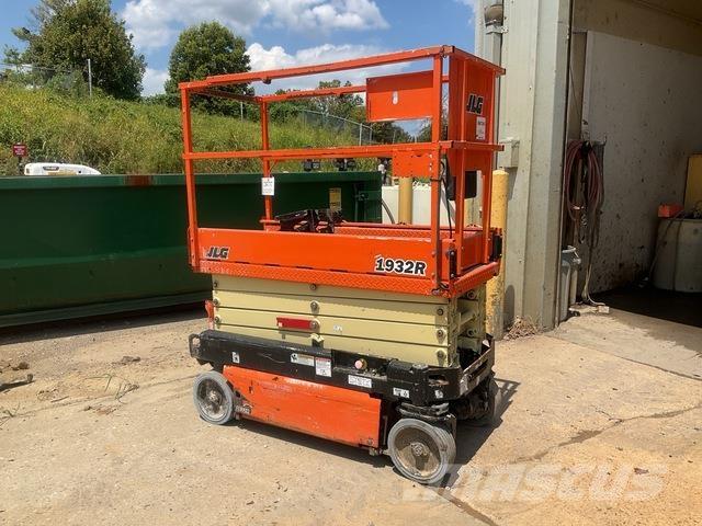 JLG 1932R Scissor lifts