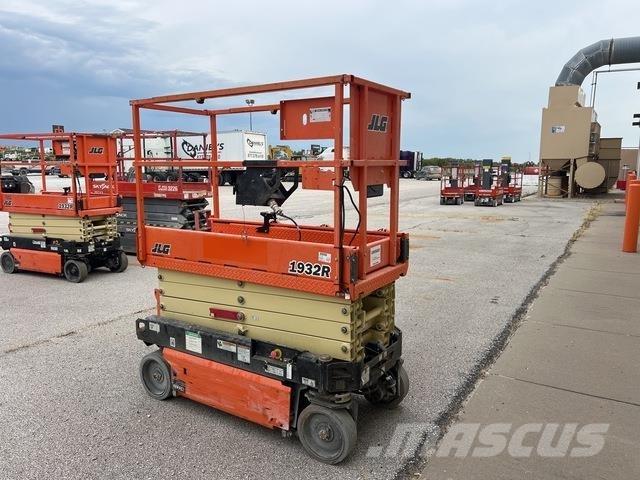 JLG 1932R Scissor lifts