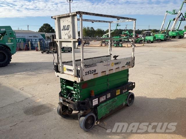JLG 1932R Scissor lifts