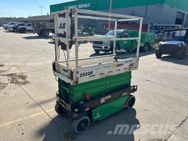 JLG 1932R Scissor lifts