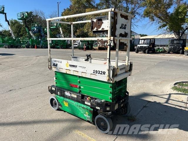 JLG 1932R Scissor lifts