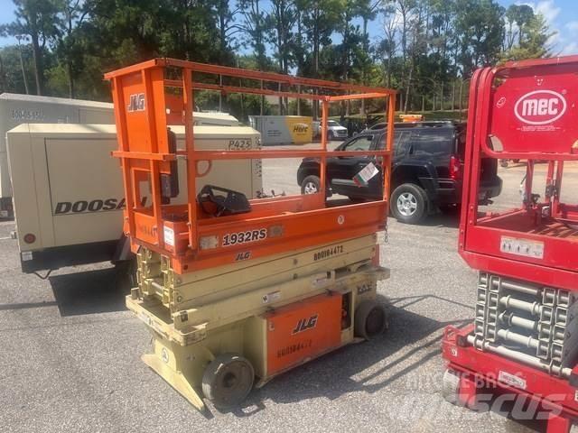JLG 1932RS Scissor lifts