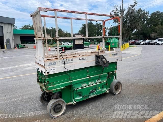 JLG 2032ES Scissor lifts