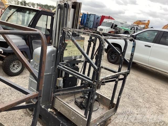 JLG 20MVL Used Personnel lifts and access elevators