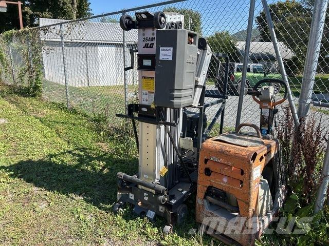 JLG 25AM Used Personnel lifts and access elevators