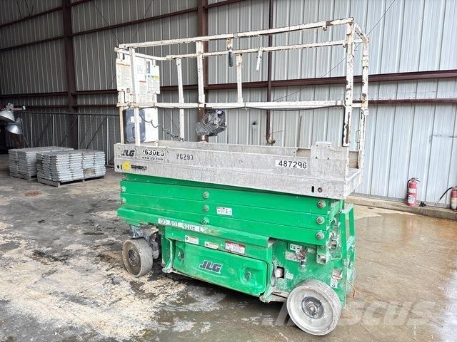 JLG 2630ES Scissor lifts