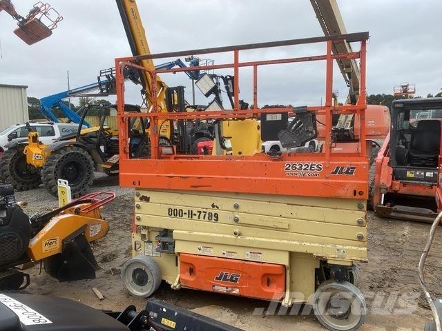 JLG 2632ES Scissor lifts