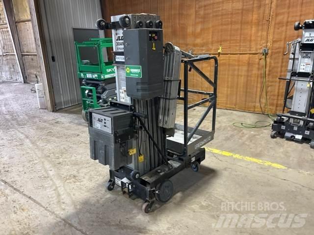 JLG 30AM Used Personnel lifts and access elevators
