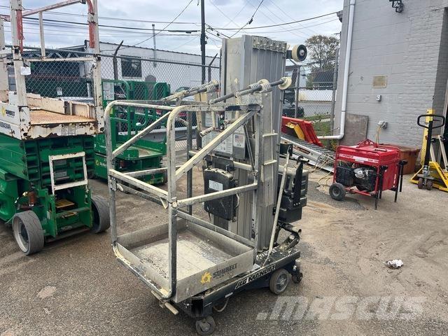 JLG 30AM Used Personnel lifts and access elevators
