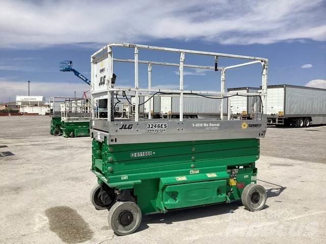 JLG 3246ES Scissor lifts