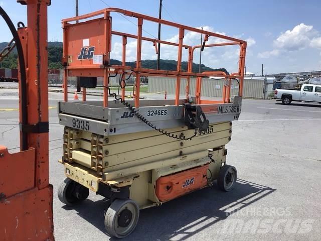 JLG 3246ES Scissor lifts