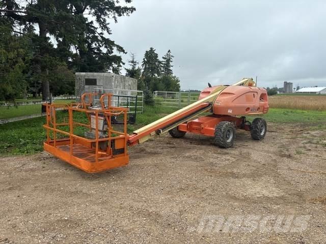 JLG 400S Telescopic boom lifts