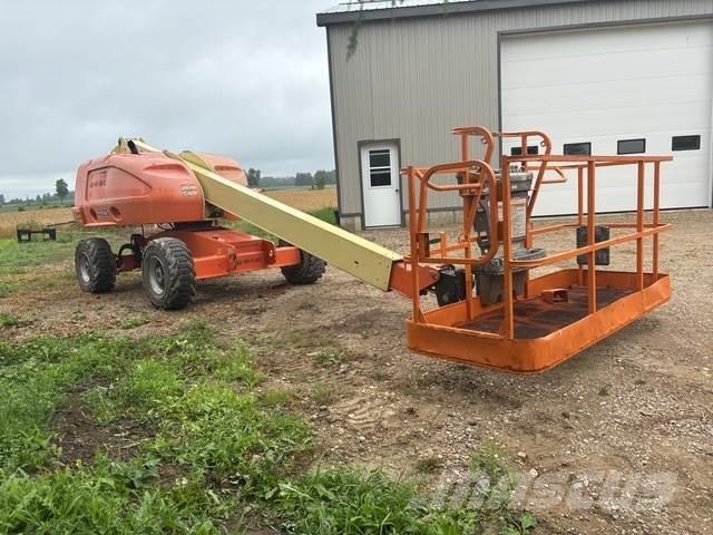 JLG 400S Telescopic boom lifts