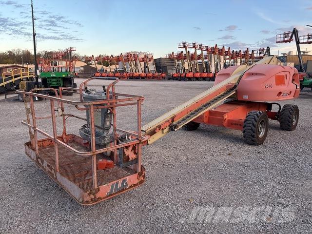 JLG 400S Telescopic boom lifts