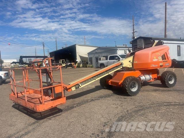 JLG 400S Telescopic boom lifts