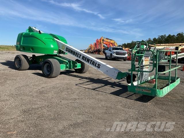 JLG 400S Telescopic boom lifts