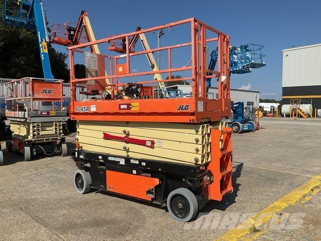 JLG 4045R Scissor lifts