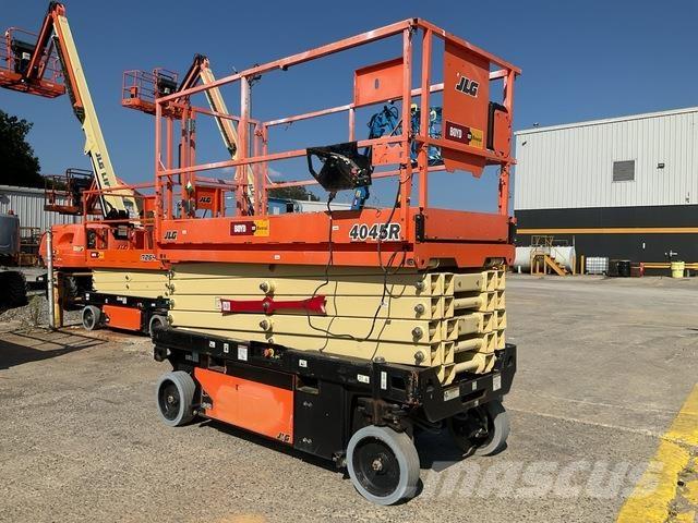 JLG 4045R Scissor lifts