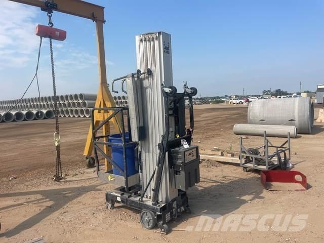 JLG 41AM Used Personnel lifts and access elevators