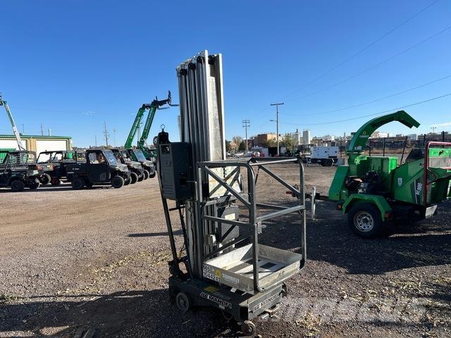 JLG 41AM Used Personnel lifts and access elevators