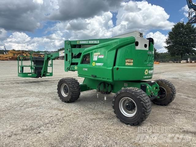 JLG 450A Articulated boom lifts
