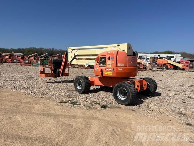 JLG 450AJ Articulated boom lifts