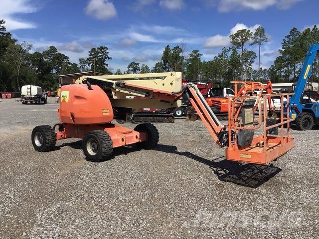 JLG 450AJ Articulated boom lifts
