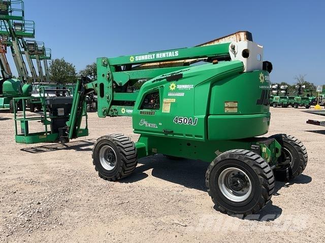 JLG 450AJ Articulated boom lifts