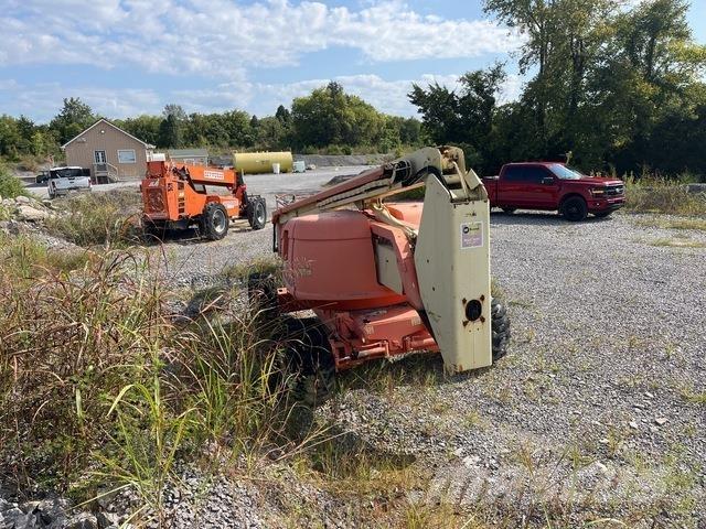 JLG 600A Articulated boom lifts