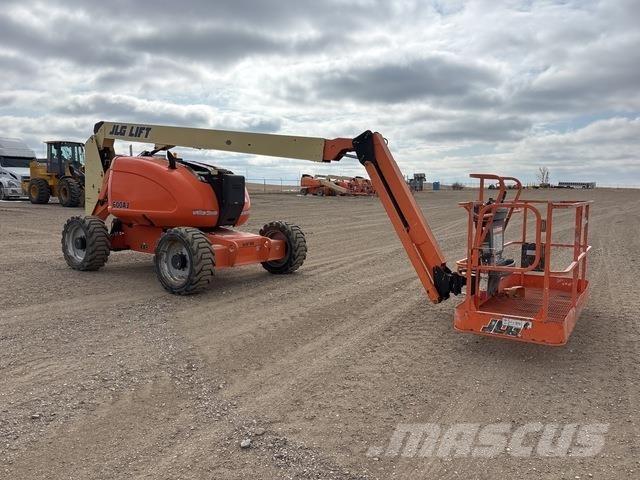 JLG 600AJ Articulated boom lifts