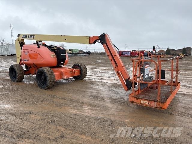 JLG 600AJ Articulated boom lifts