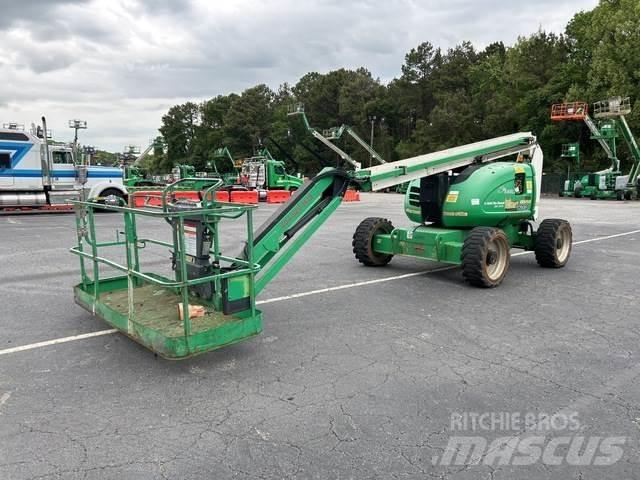 JLG 600AJ Articulated boom lifts